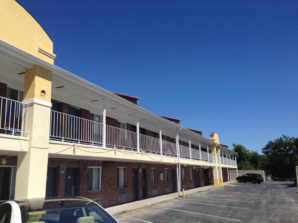 Days Inn By Wyndham Liberty/Ne Kansas City Dış mekan fotoğraf